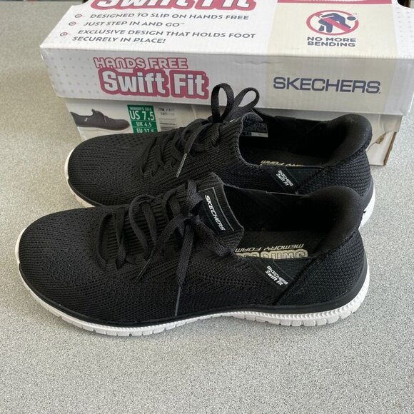 Skechers Womens Size 7.5 Swift Fit Sneakers Black Memory Foam Slip on - Picture 3 of 6